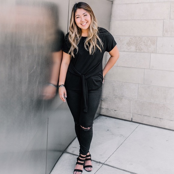 Black blouse with wrap around ties - Picture 4 of 6